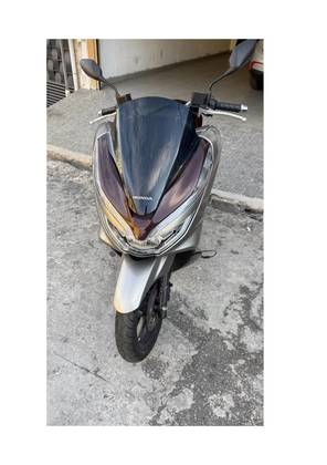 HONDA PCX DLX HONDA PCX DLX